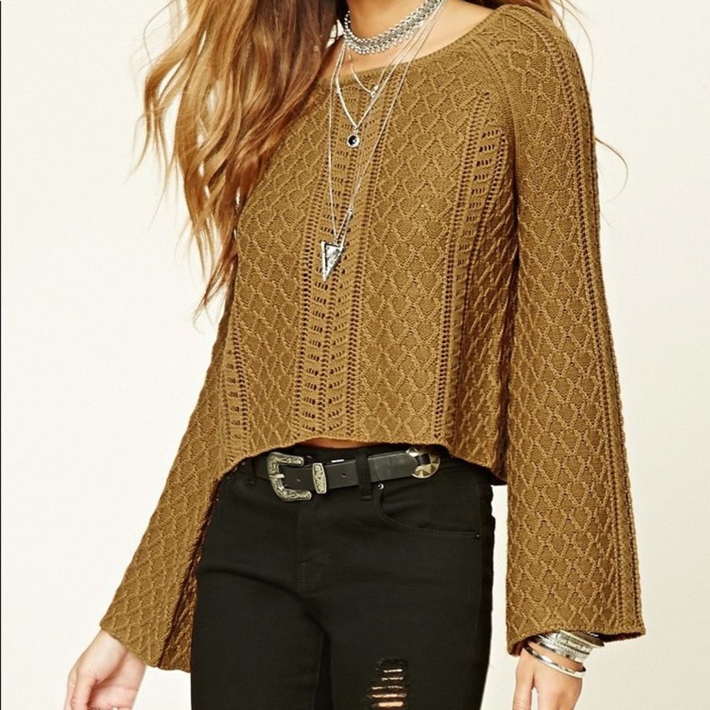 Cableknit Fisherman - featuring long bell sleeves